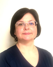 Dr. Ilona Savlan